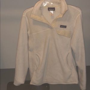 white snap patagonia